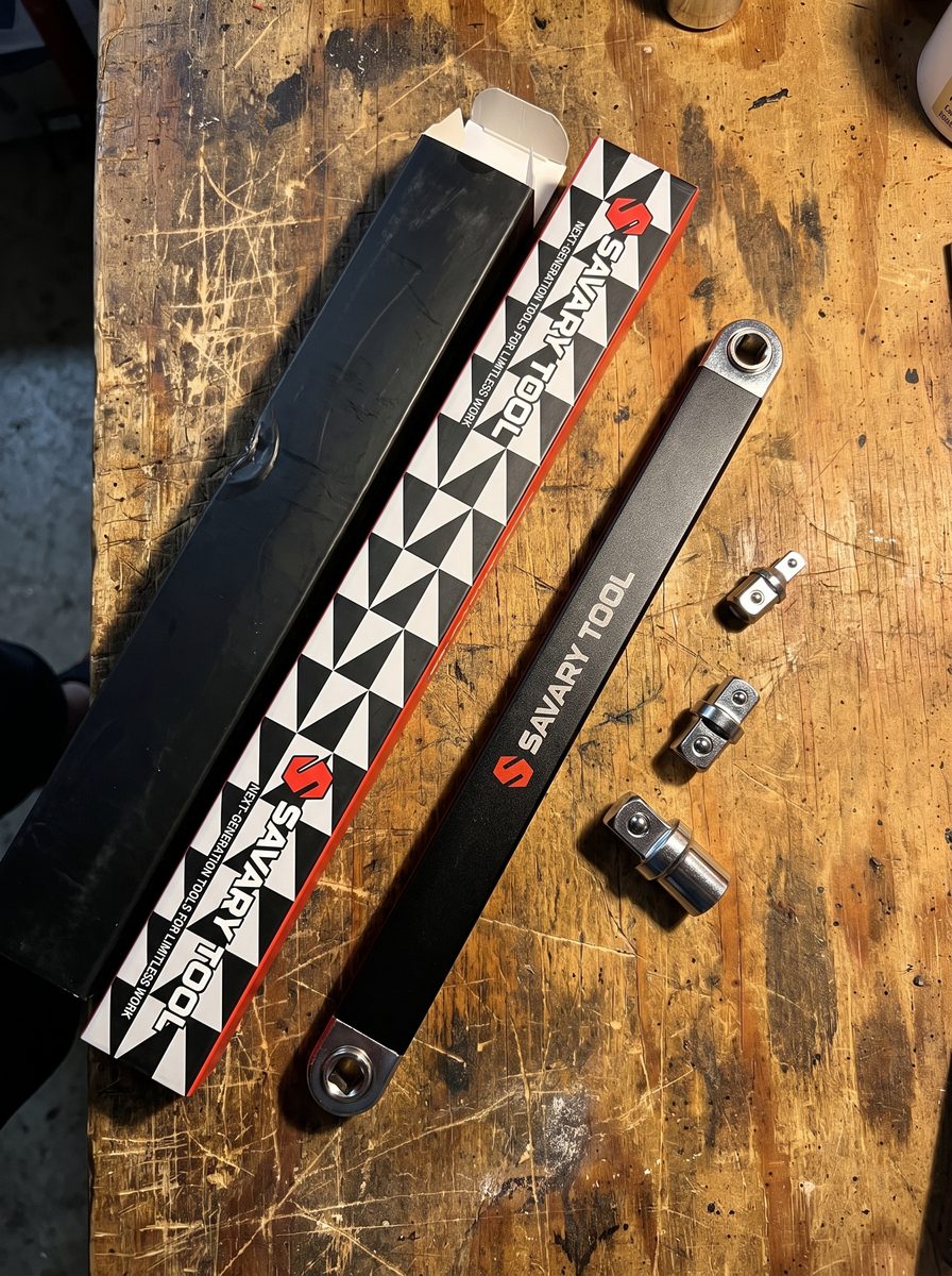How the internal roller chain transfers torque